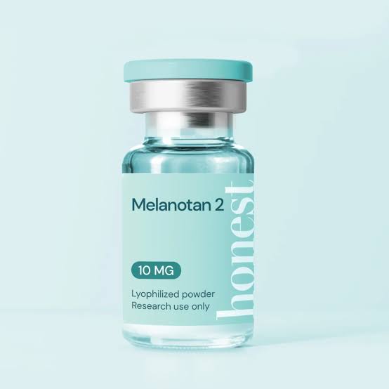 Peptídeos bronzeadores: o que as autoridades sanitárias alertam sobre o Melanotan - Bernardo Bolotnicki